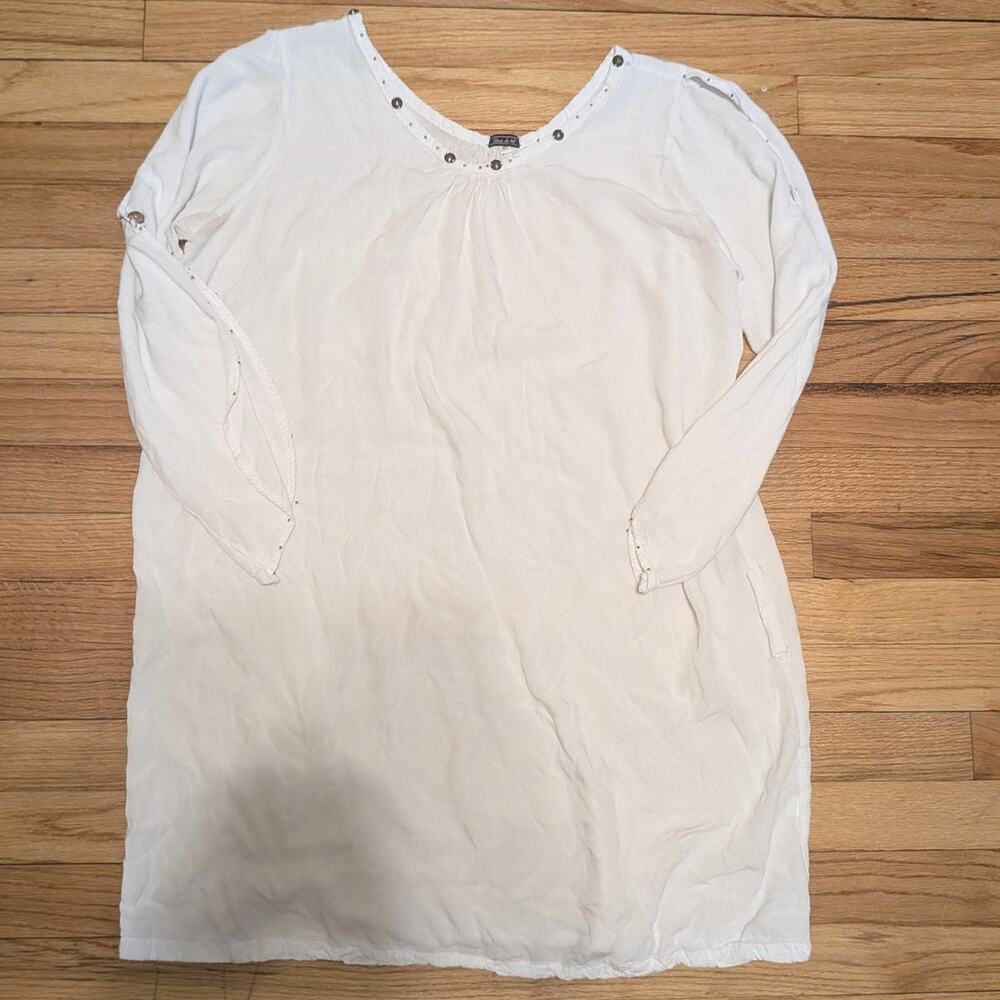 Blanc Du Nil White Dress With Opened Sleeves And Buttons